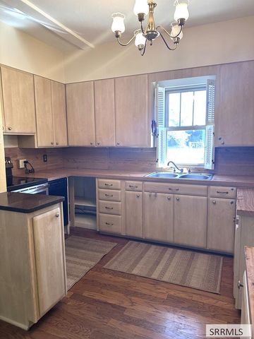 394 W 19th Street, Idaho Falls, ID 83402