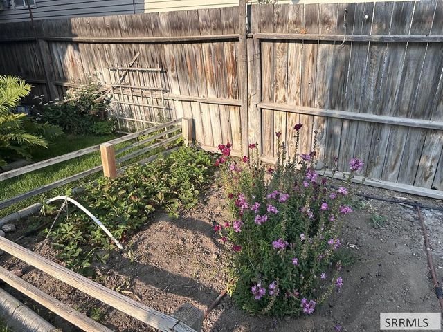 394 W 19th Street, Idaho Falls, ID 83402