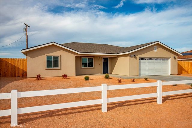 8213 Peach Avenue, California City, CA 93505