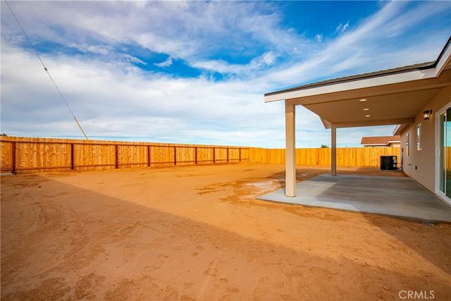 8213 Peach Avenue, California City, CA 93505