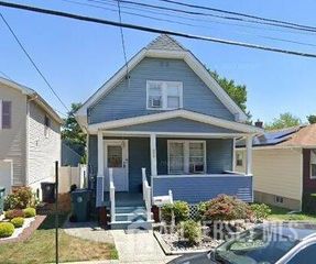 490 McKeon Street, Perth Amboy, NJ 08861