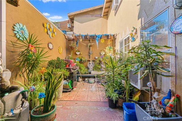 2166 W Alameda, Anaheim, CA 92801