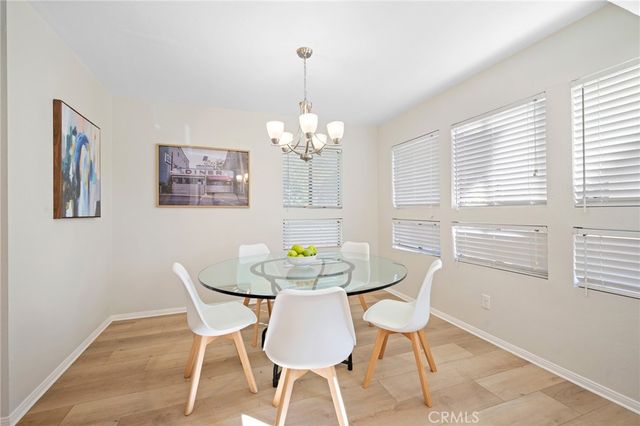 2743 Hermosa B, Montrose, CA 91020