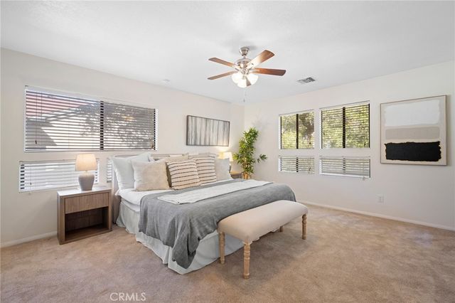 2743 Hermosa B, Montrose, CA 91020