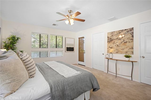 2743 Hermosa B, Montrose, CA 91020