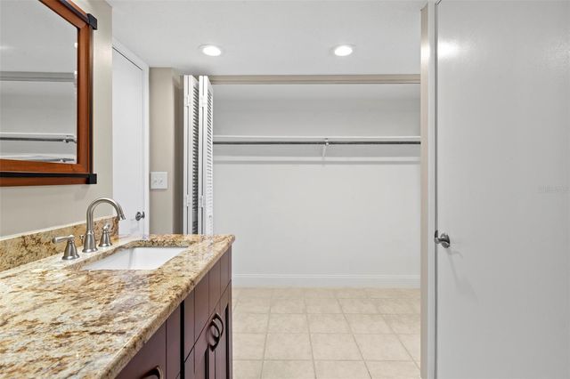 500 TREASURE ISLAND CAUSEWAY 205, Treasure Island, FL 33706