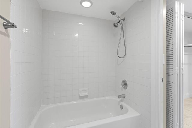 500 TREASURE ISLAND CAUSEWAY 205, Treasure Island, FL 33706