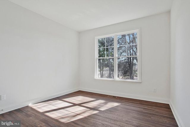 312 QUEENS COLONY HIGH RD, Stevensville, MD 21666