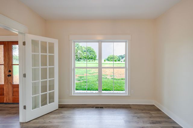 3377 Midland Road, Shelbyville, TN 37160