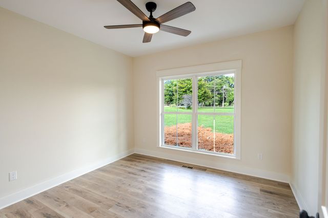 3377 Midland Road, Shelbyville, TN 37160