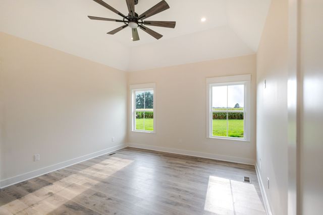 3377 Midland Road, Shelbyville, TN 37160