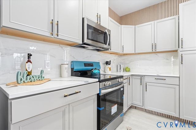 724 E Wythe St, Petersburg, VA 23803