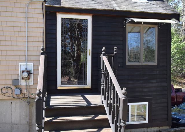 9 Ann Hannagan Lane, Kingston, NH 03848