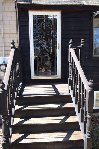 9 Ann Hannagan Lane, Kingston, NH 03848