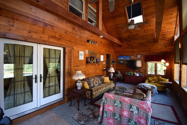 9 Ann Hannagan Lane, Kingston, NH 03848