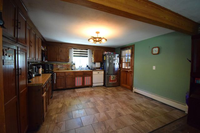 9 Ann Hannagan Lane, Kingston, NH 03848