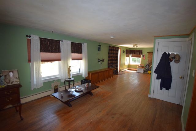 9 Ann Hannagan Lane, Kingston, NH 03848