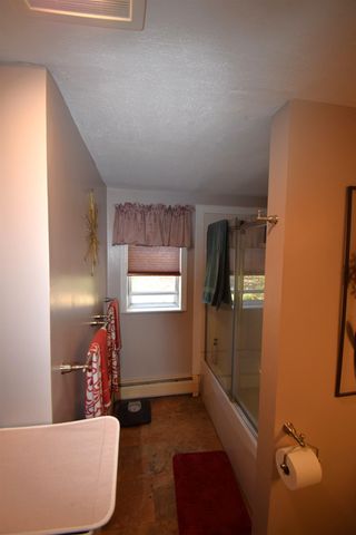 9 Ann Hannagan Lane, Kingston, NH 03848