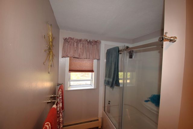 9 Ann Hannagan Lane, Kingston, NH 03848