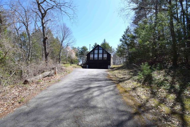 9 Ann Hannagan Lane, Kingston, NH 03848