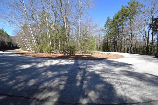 9 Ann Hannagan Lane, Kingston, NH 03848