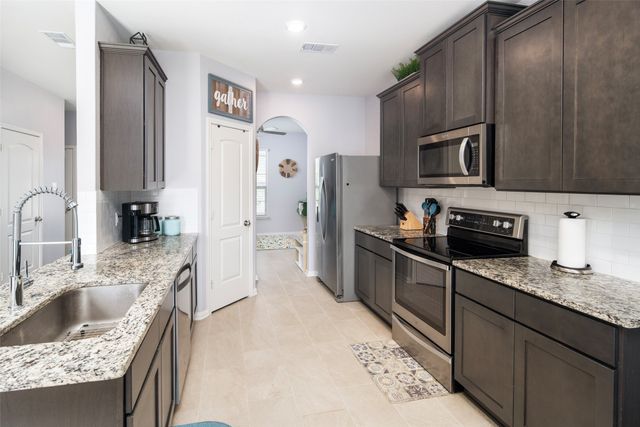 313 Wandering Stream Way, Princeton, TX 75407