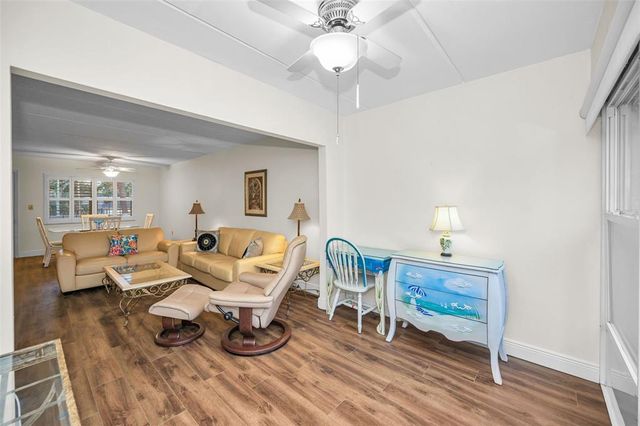920 VIRGINIA STREET 204, Dunedin, FL 34698