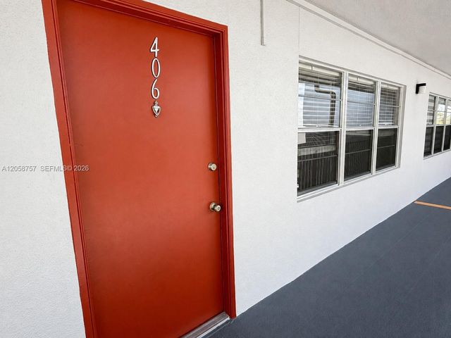 1301 SW 135th Ter 406J, Pembroke Pines, FL 33027
