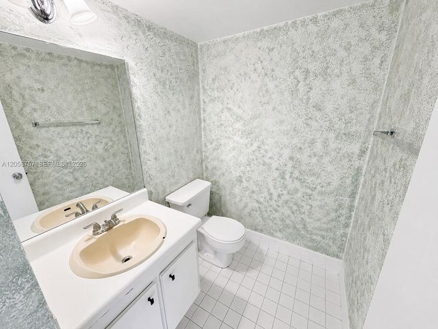 1301 SW 135th Ter 406J, Pembroke Pines, FL 33027