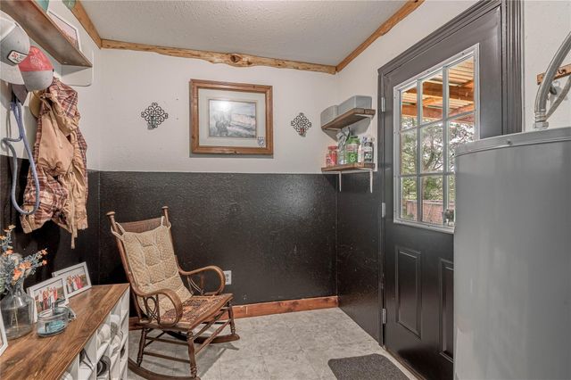 1205 W Houston Avenue, Crockett, TX 75835