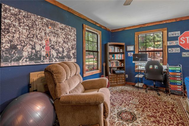 1205 W Houston Avenue, Crockett, TX 75835