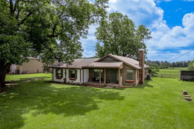 1205 W Houston Avenue, Crockett, TX 75835