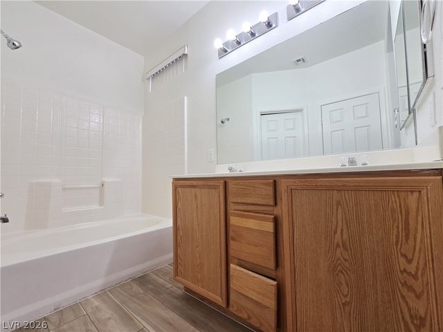 6320 Desert Leaf Street 201, North Las Vegas, NV 89081