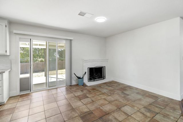 124 Fargo Way, Folsom, CA 95630