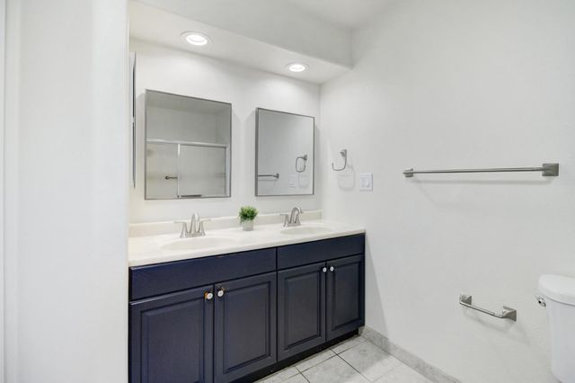 124 Fargo Way, Folsom, CA 95630