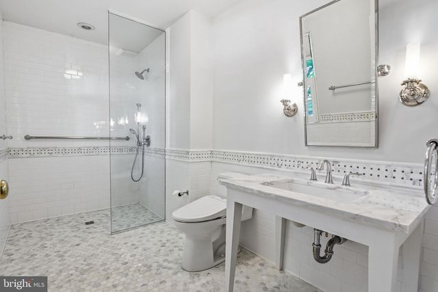 7305 MASTERS DR, Potomac, MD 20854