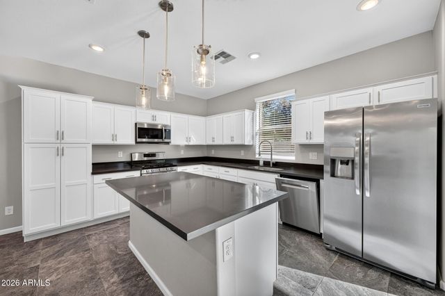 1835 W 21ST Avenue, Apache Junction, AZ 85120