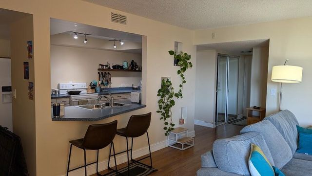 450 EGRET Circle 9309, Delray Beach, FL 33444