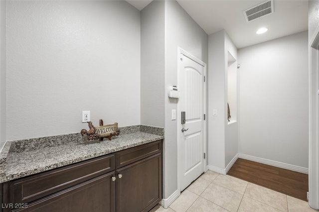 7498 Desert Wildflower Street, Las Vegas, NV 89123