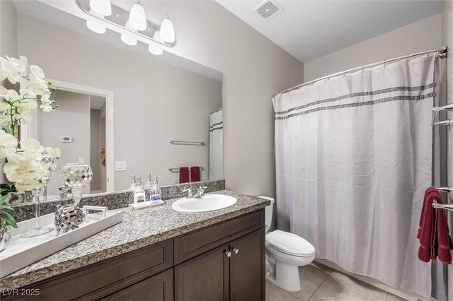 7498 Desert Wildflower Street, Las Vegas, NV 89123