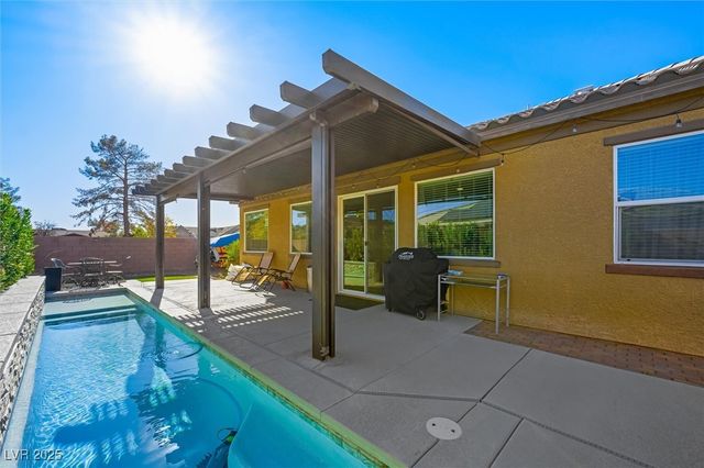 7498 Desert Wildflower Street, Las Vegas, NV 89123