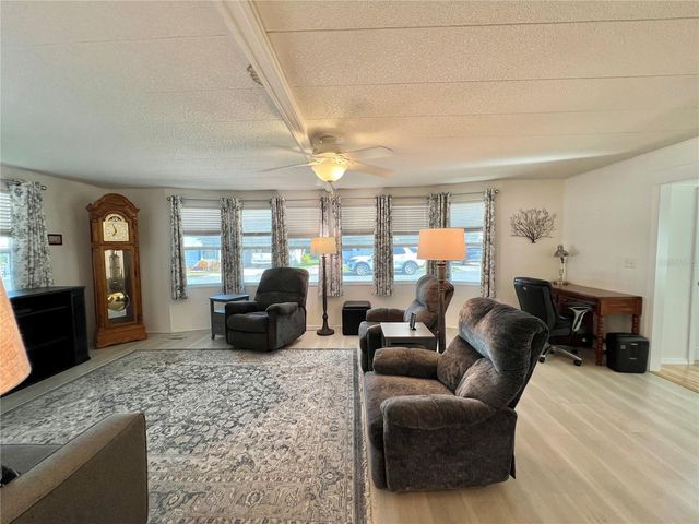 136 ASPEN CIRCLE, Leesburg, FL 34748