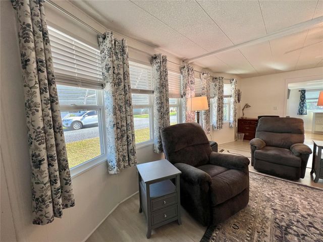 136 ASPEN CIRCLE, Leesburg, FL 34748