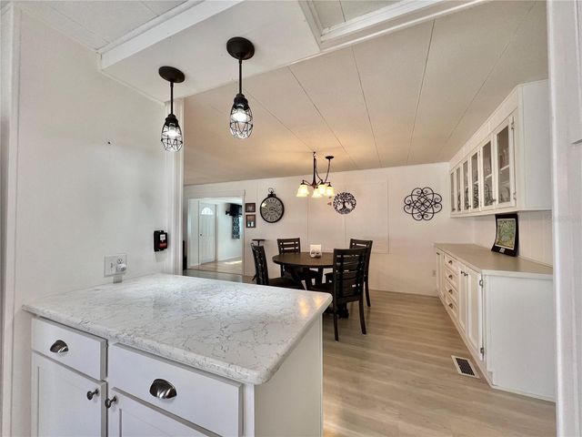 136 ASPEN CIRCLE, Leesburg, FL 34748