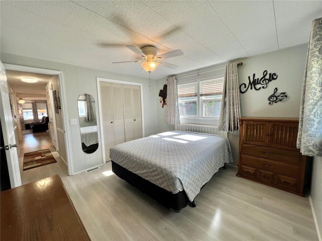 136 ASPEN CIRCLE, Leesburg, FL 34748