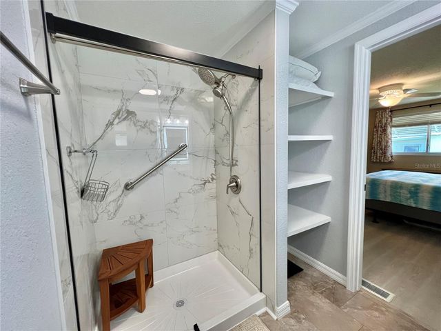 136 ASPEN CIRCLE, Leesburg, FL 34748