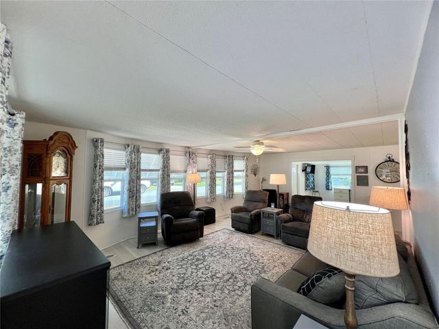 136 ASPEN CIRCLE, Leesburg, FL 34748