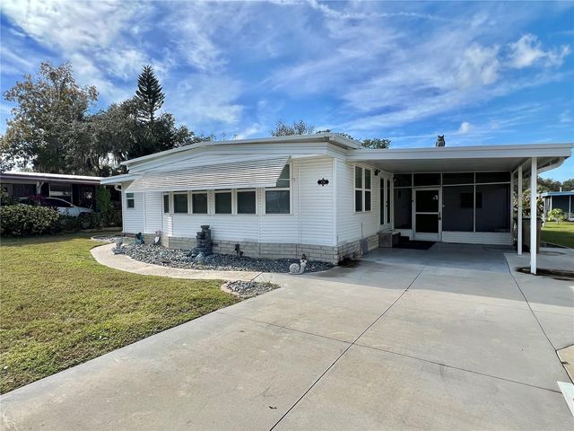 136 ASPEN CIRCLE, Leesburg, FL 34748