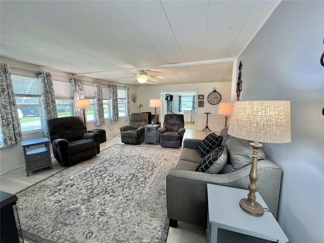 136 ASPEN CIRCLE, Leesburg, FL 34748