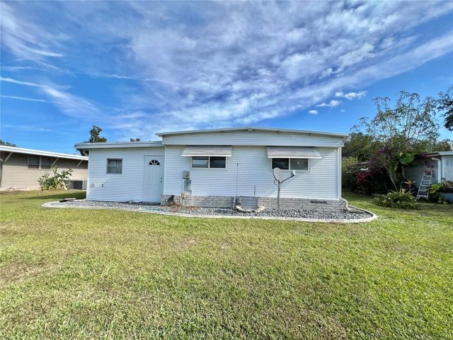 136 ASPEN CIRCLE, Leesburg, FL 34748